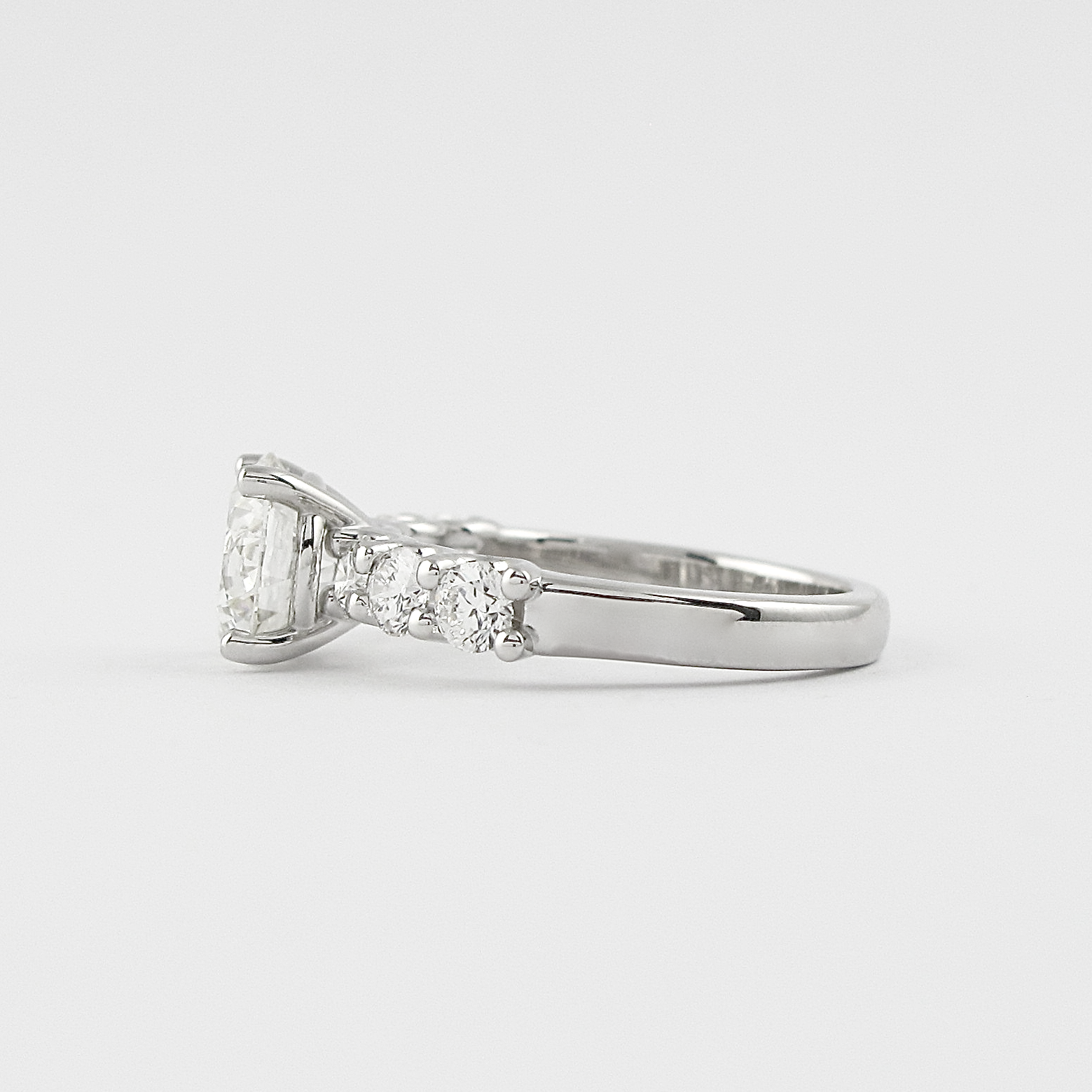 Round Cut Moissanite Ring