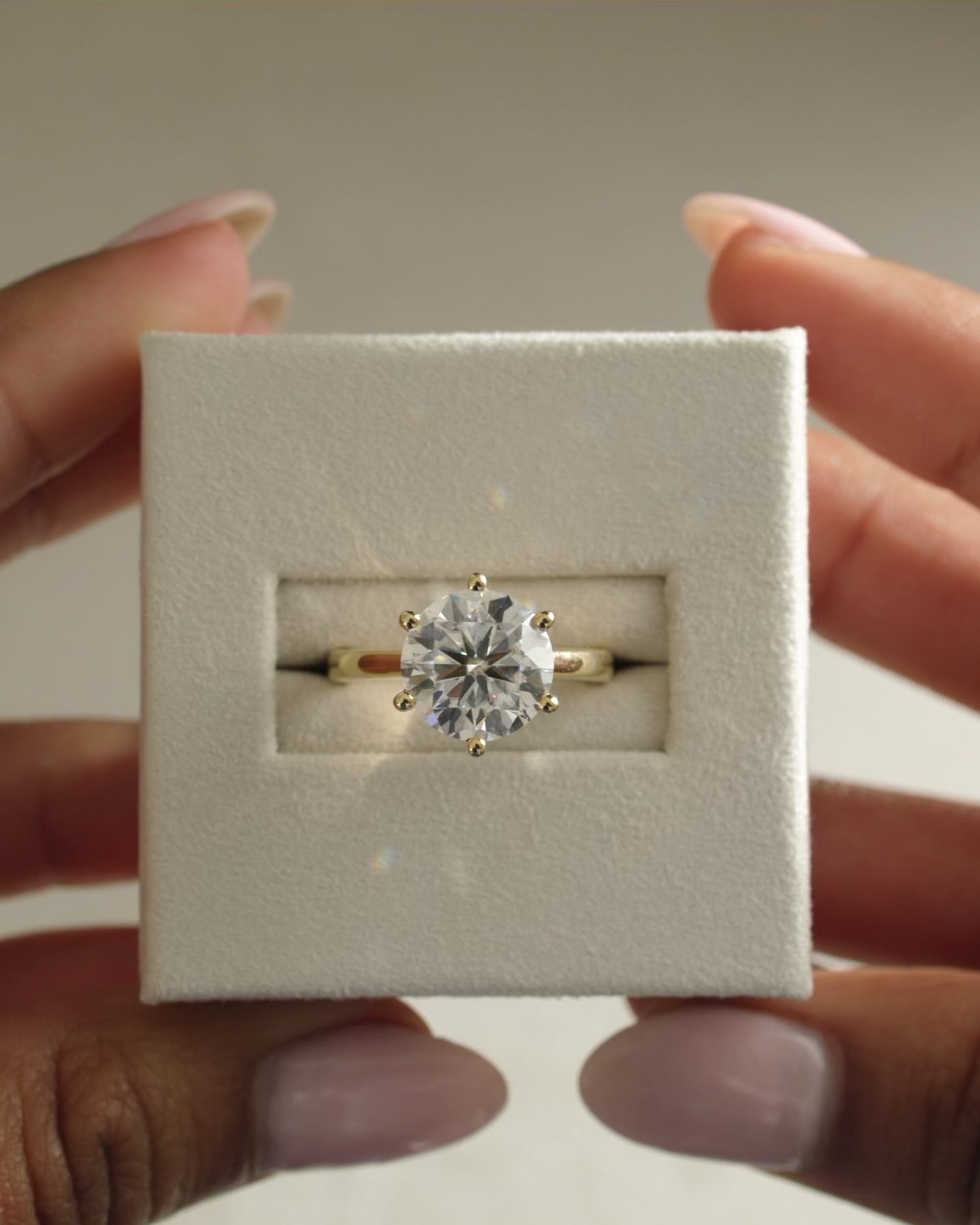 2 Carat Moissanite Engagement Ring