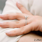 Collar Pave Moissanite Ring