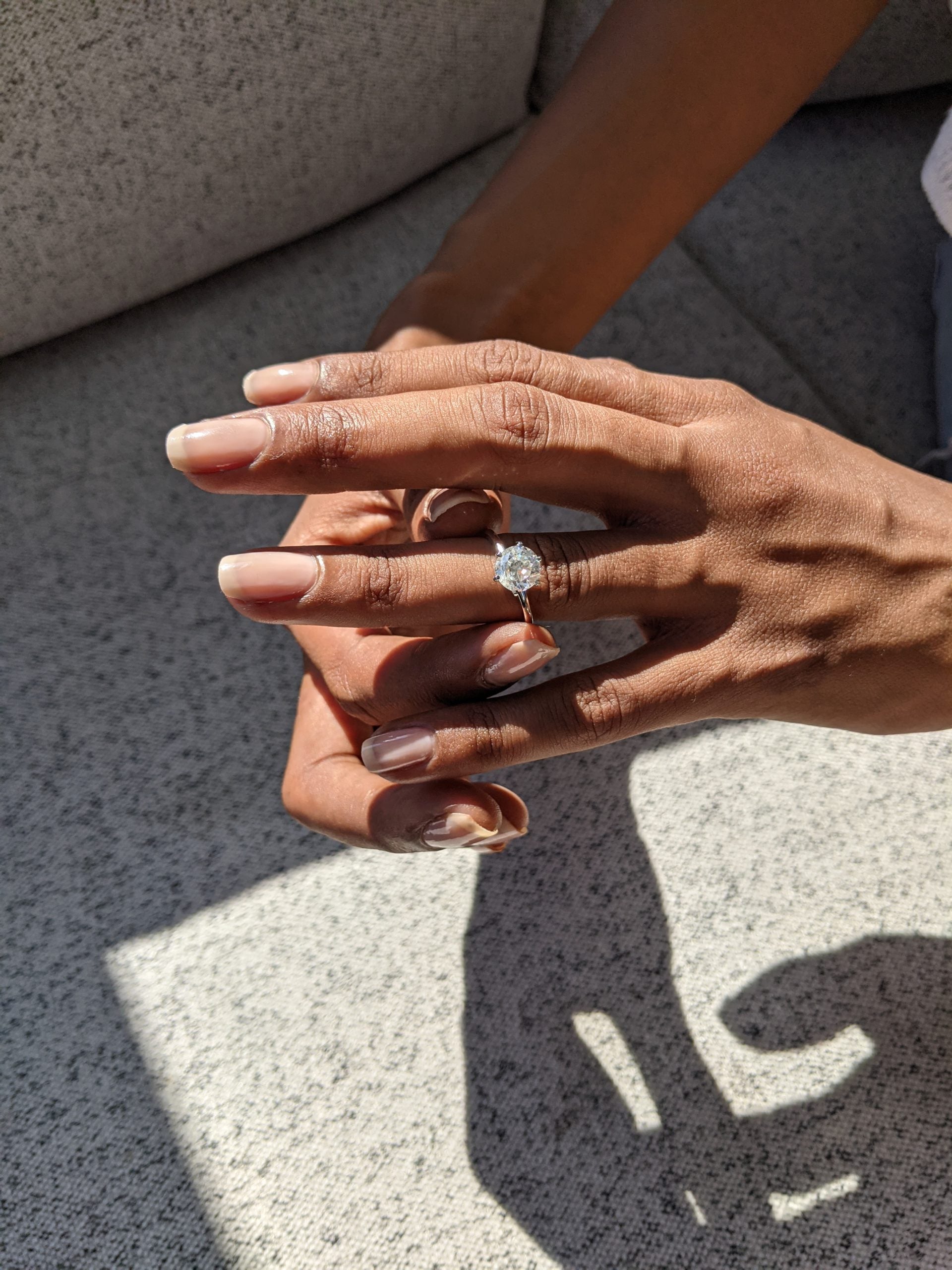 Round Brilliant Engagement Ring