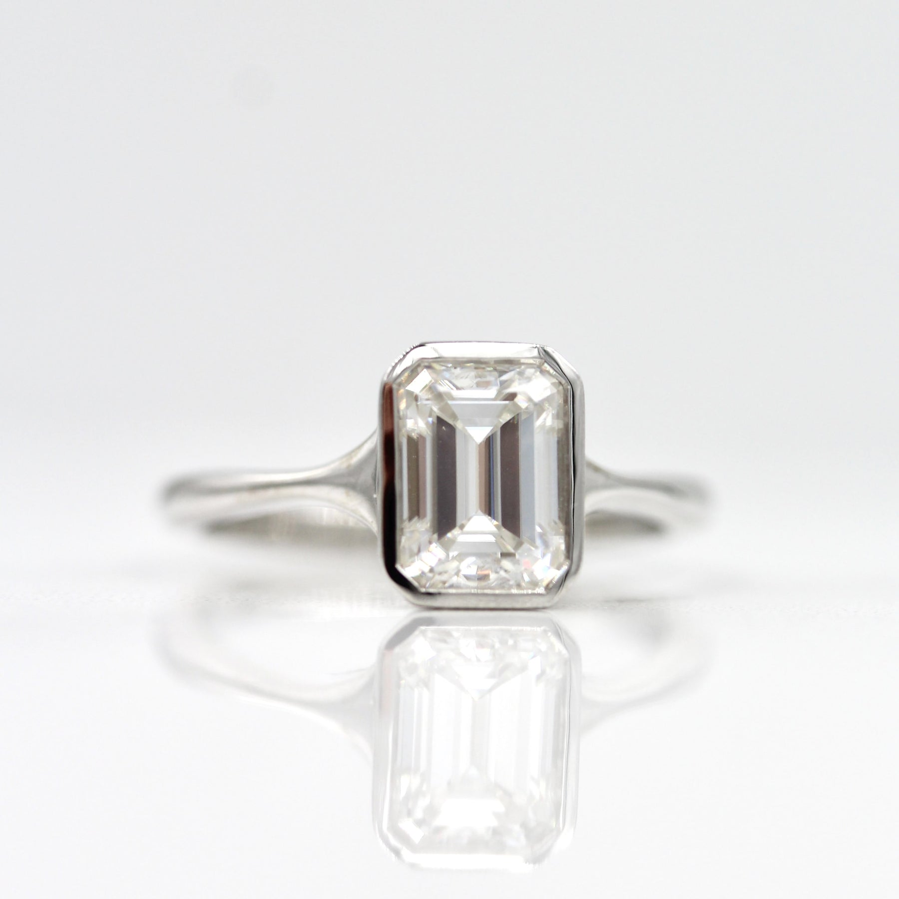 Vintage engraved moissanite engagement rings