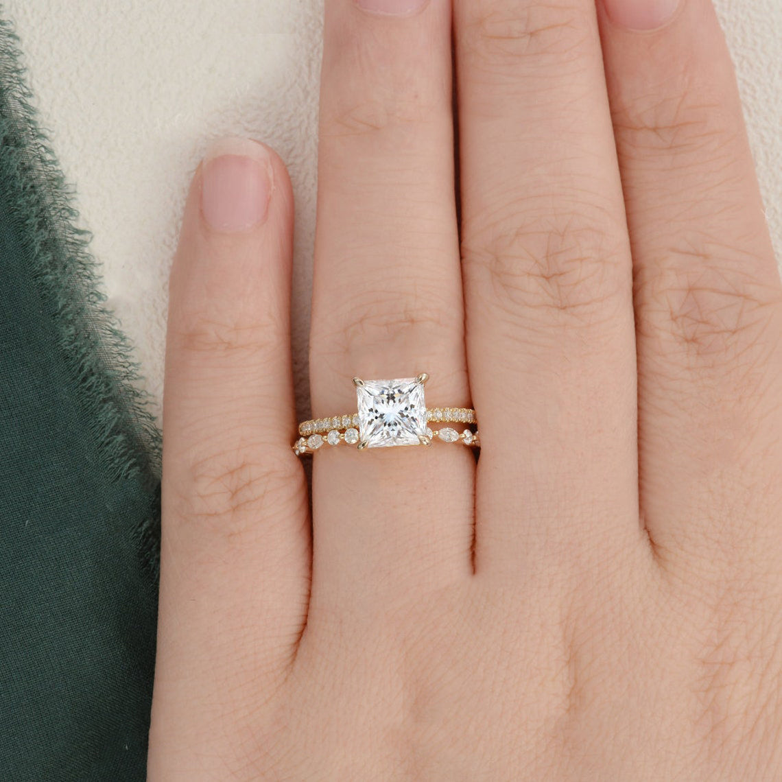 2-0-ct-princess-cut-solitaire-moissanite-bridal-ring-set