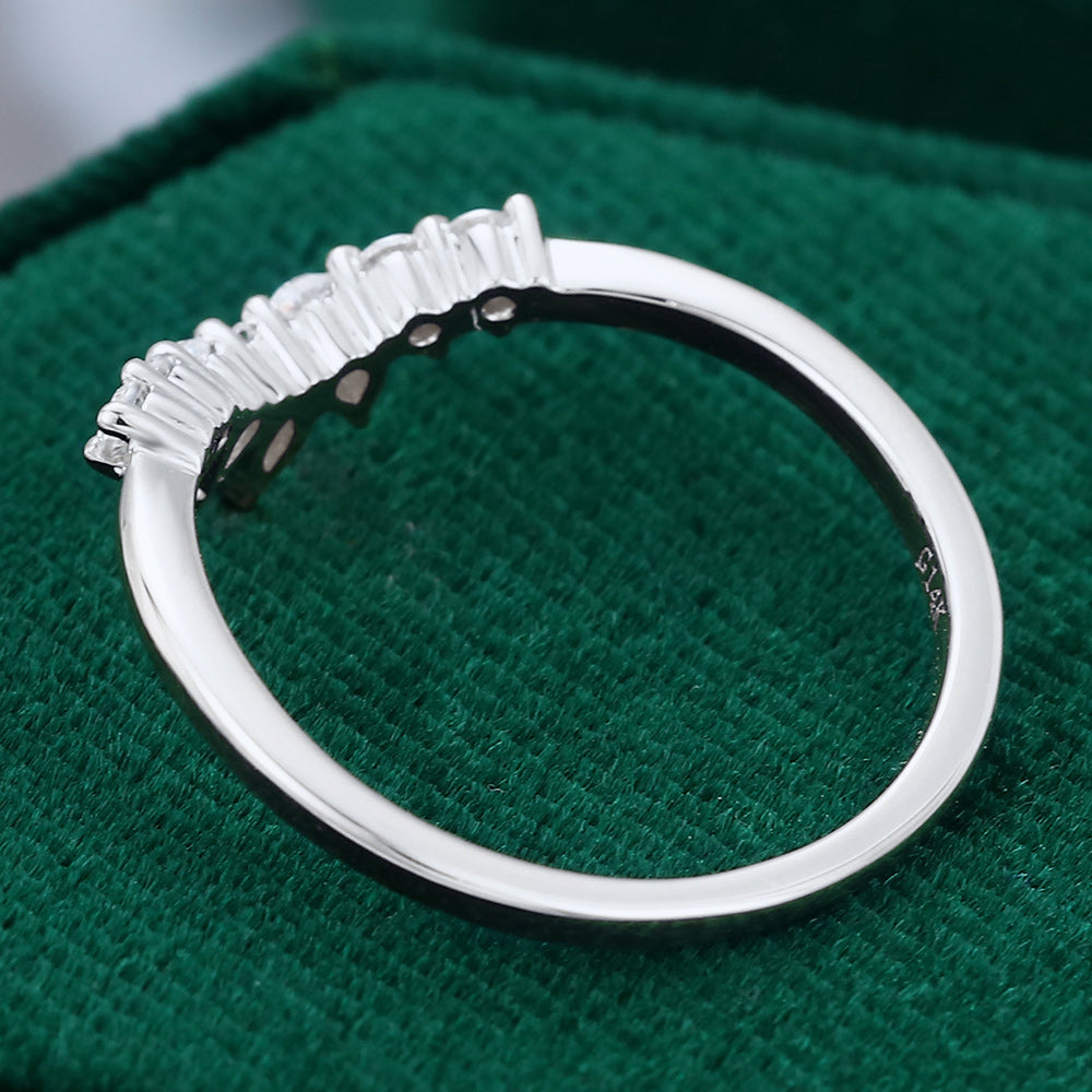 round-moissanite-curved-wedding-band