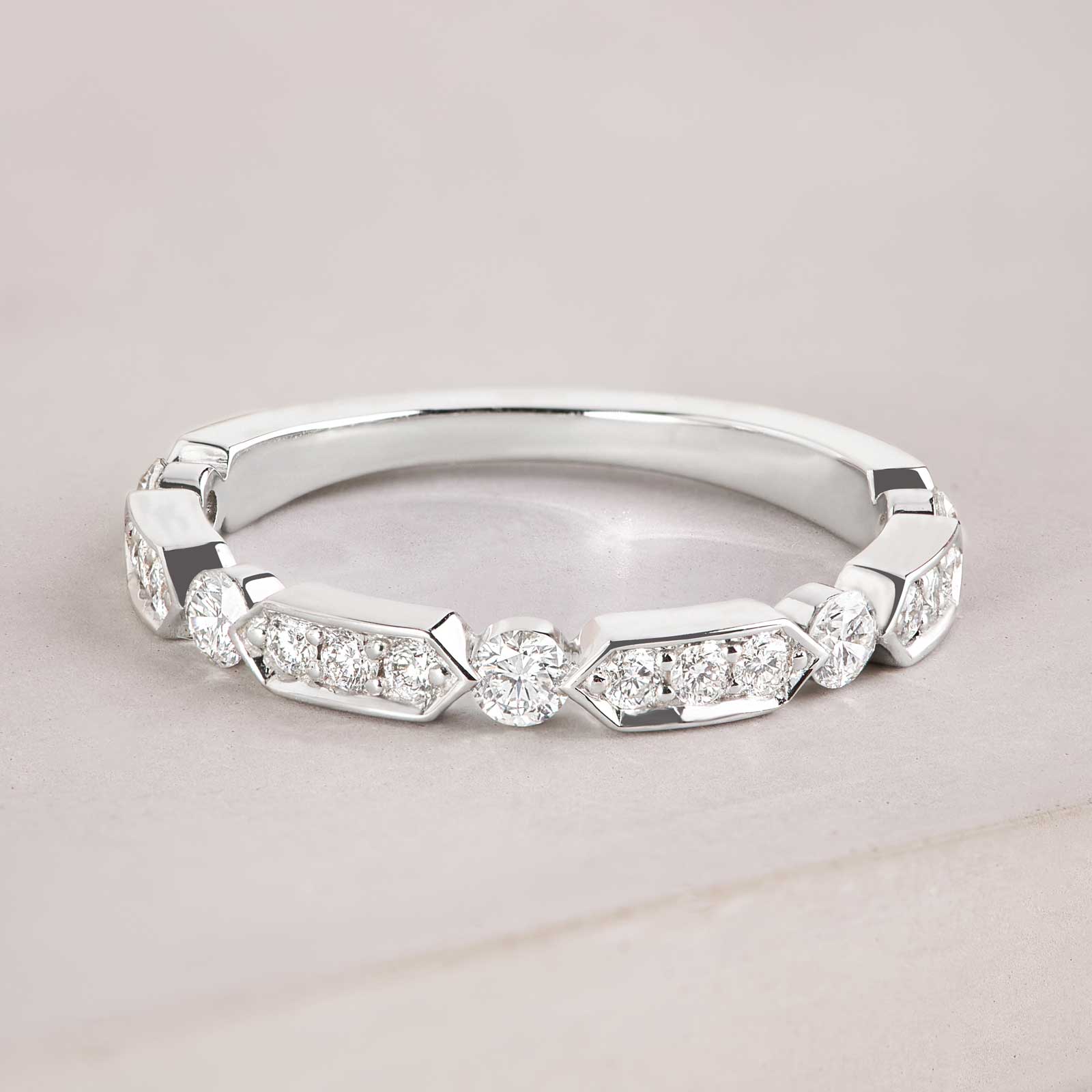 0-50-ct-round-shaped-moissanite-minimalist-wedding-band