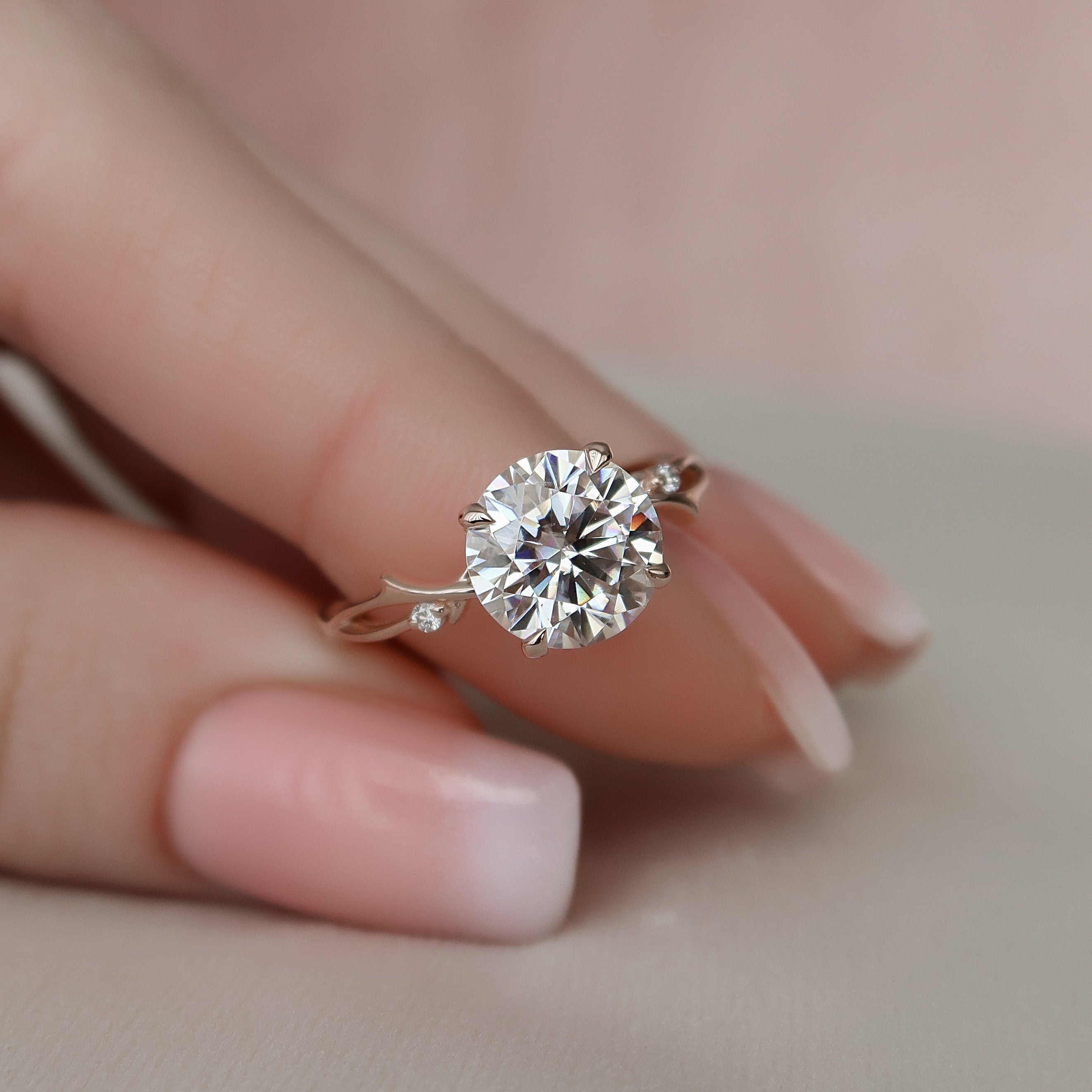 Glamorous gemstone engagement rings online