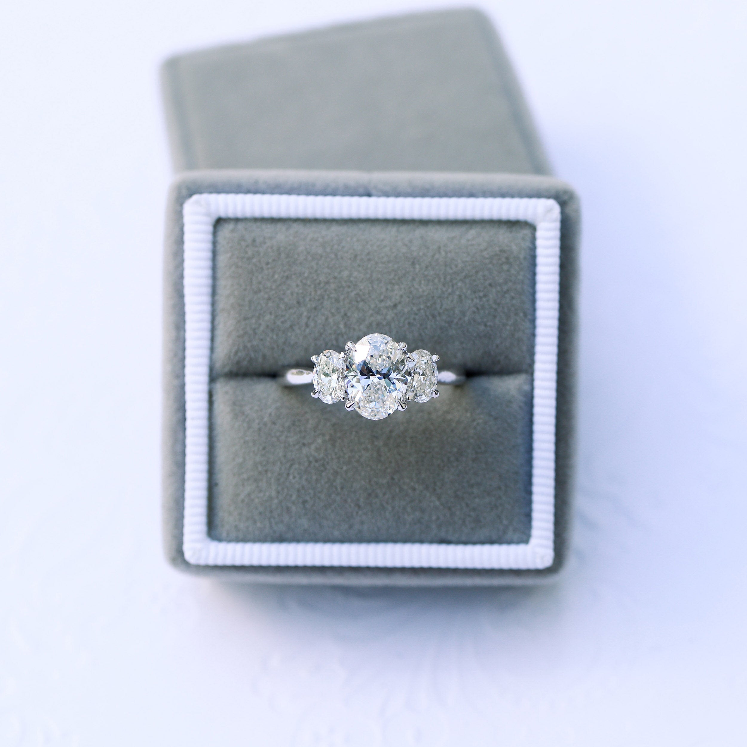 1.50CT Oval Three Stone Moissanite Diamond Solitaire Engagement Ring For Women